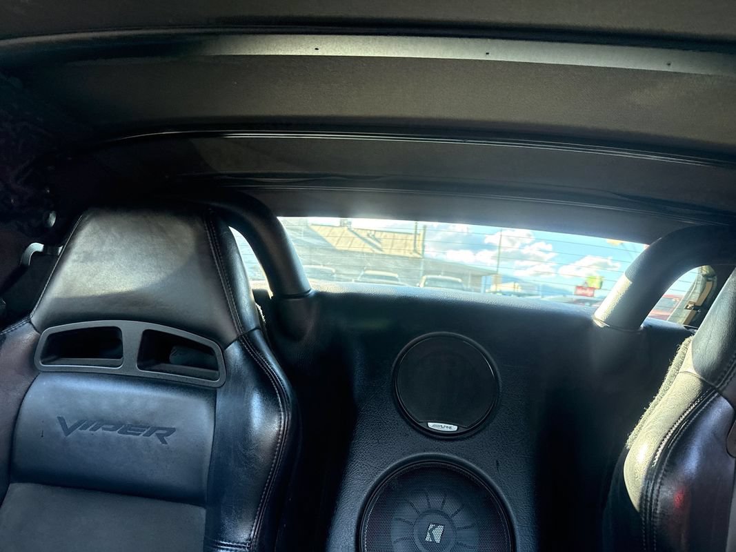 Used 2004 Dodge Viper SRT-10 RWD image 20
