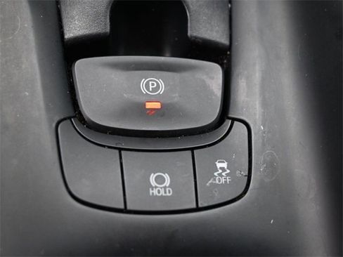 Used 2018 Toyota C-HR image 22