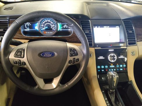 Used 2019 Ford Taurus Limited FWD image 22