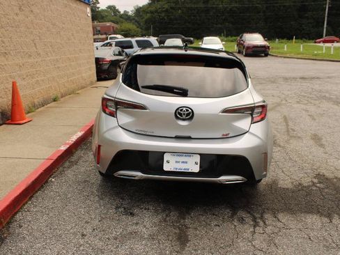 Used 2022 Toyota Corolla SE w/ SE Preferred Package FWD image 5