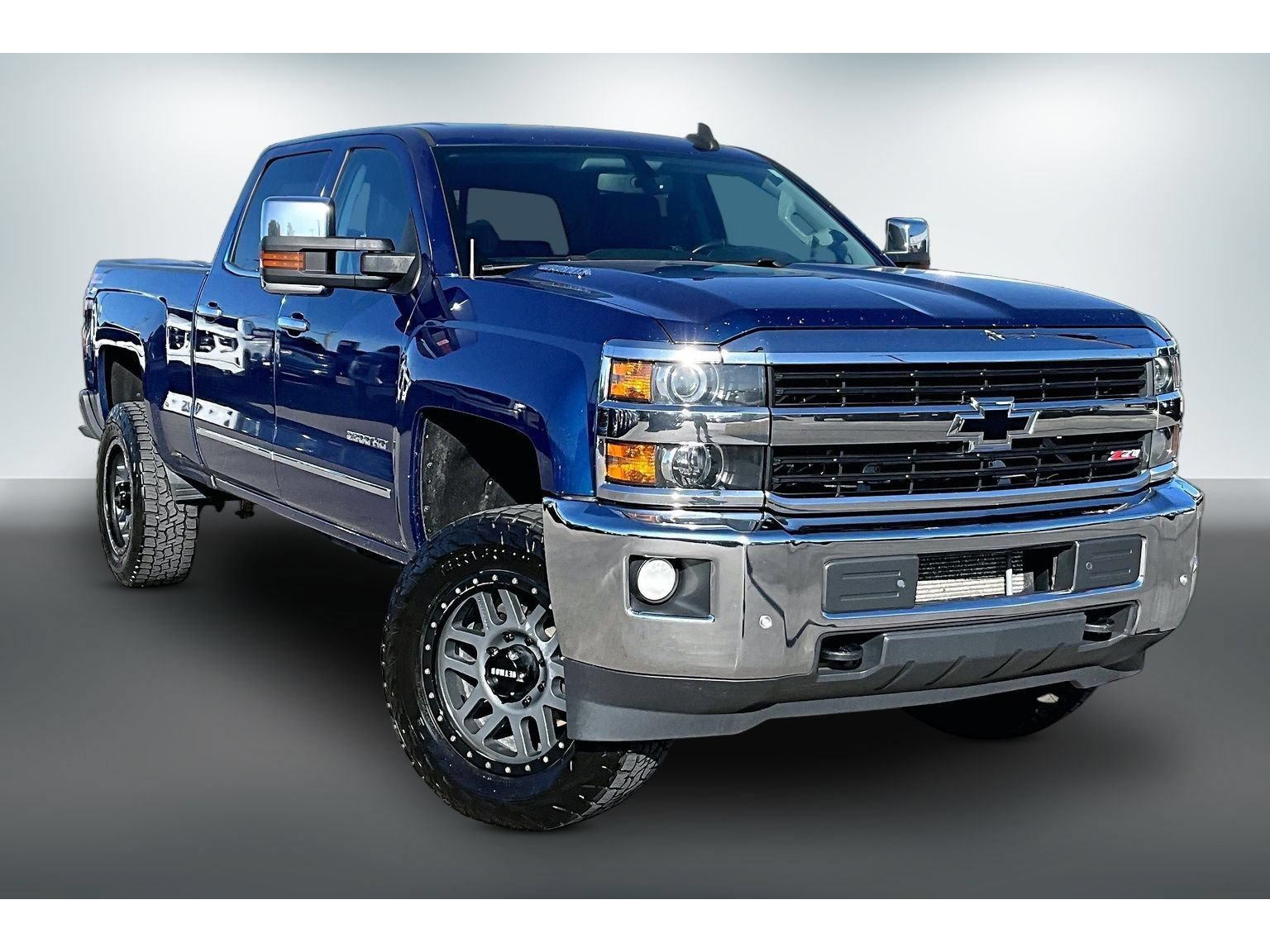 Used 2016 Chevrolet Silverado 2500 LTZ w/ Duramax Plus Package AWD/4WD image 3