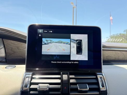 Used 2019 Lincoln Navigator Reserve AWD/4WD image 28