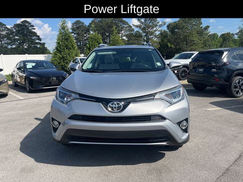 Used 2016 Toyota RAV4 XLE image 10