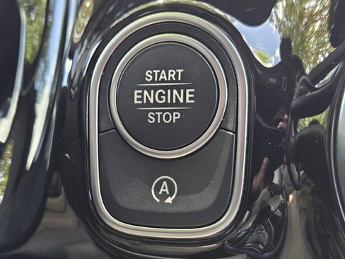 Certified 2025 Mercedes-Benz GLA 250 image 31