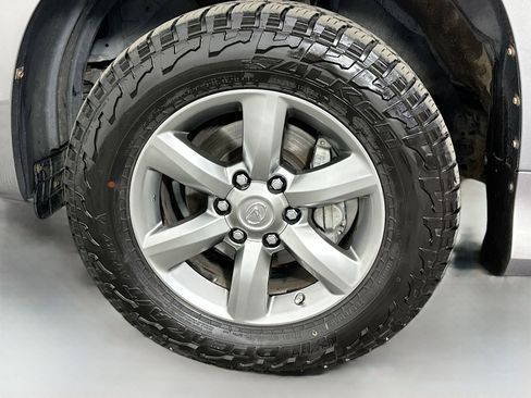 Used 2013 Lexus GX 460 Premium AWD/4WD image 36