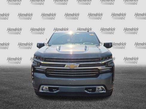 Used 2020 Chevrolet Silverado 1500 High Country w/ Technology Package AWD/4WD image 10