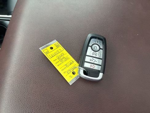 Used 2023 Ford F150 Lariat w/ Equipment Group 502A High image 22