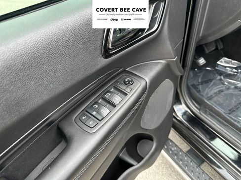 Used 2021 Dodge Durango GT image 17