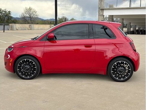 Used 2024 FIAT 500 e (RED) image 4