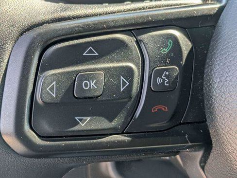 Certified 2025 Jeep Wrangler Unlimited Rubicon AWD/4WD image 23