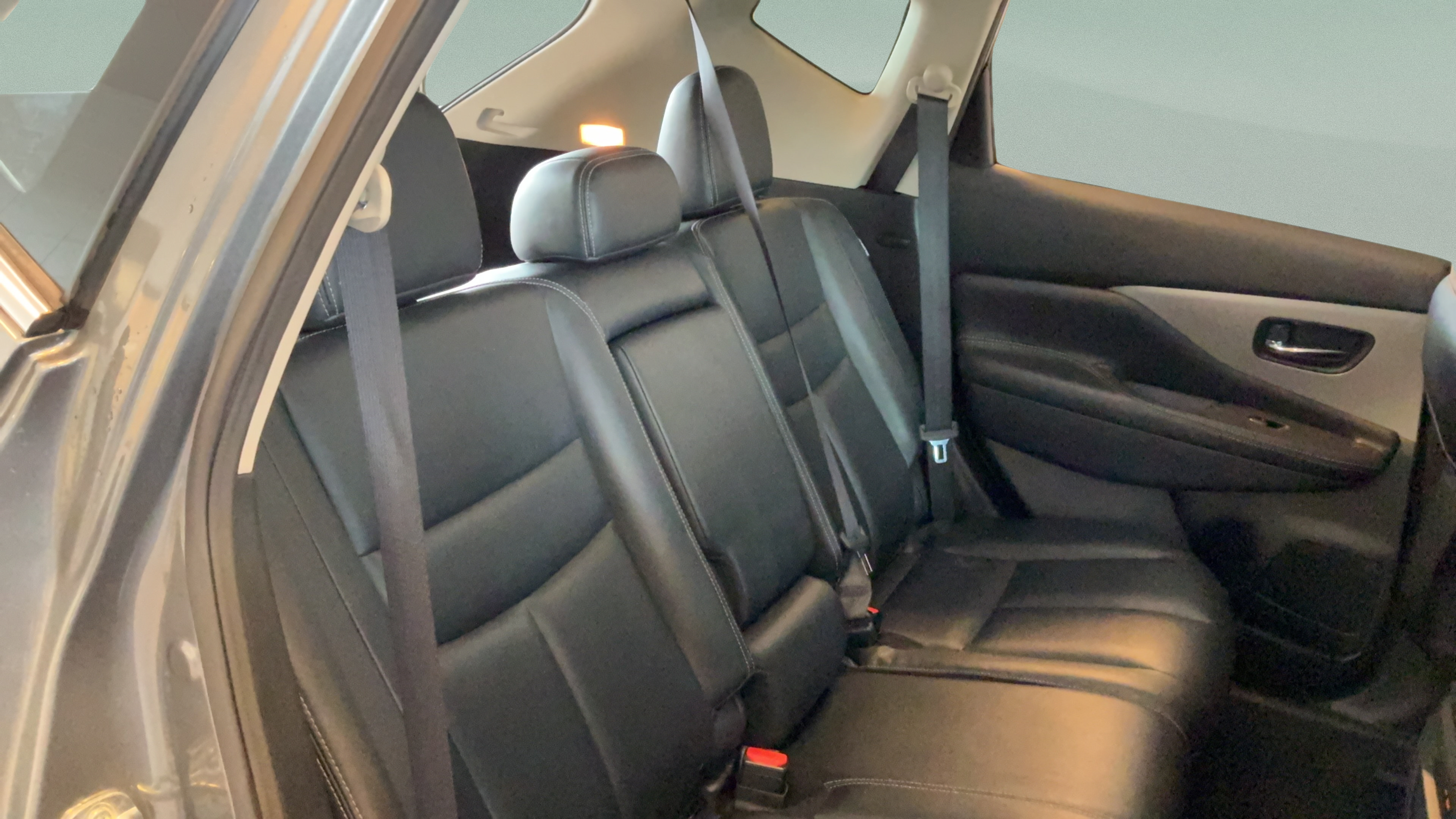Used 2023 Nissan Murano SV FWD image 30