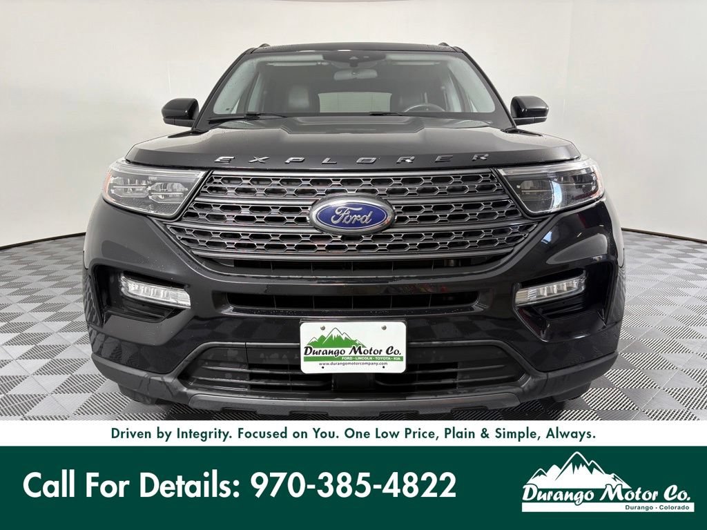 Certified 2023 Ford Explorer XLT w/ Equipment Group 202A AWD/4WD image 3