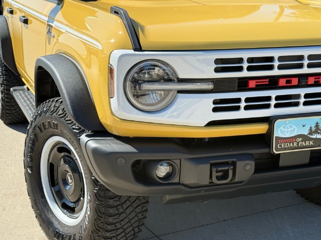 Used 2023 Ford Bronco Heritage Edition AWD/4WD image 6
