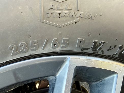 Used 2026 GMC Terrain AT4 image 10