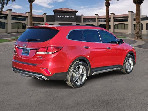 Used 2017 Hyundai Santa Fe Limited image 8