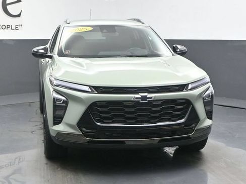 Used 2025 Chevrolet Trax ACTIV w/ Driver Confidence Package FWD image 49