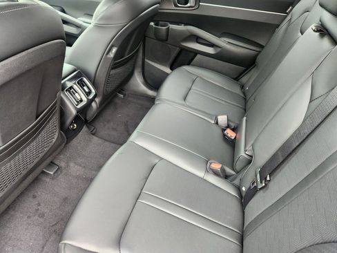 New 2026 Kia Sorento S AWD/4WD image 10