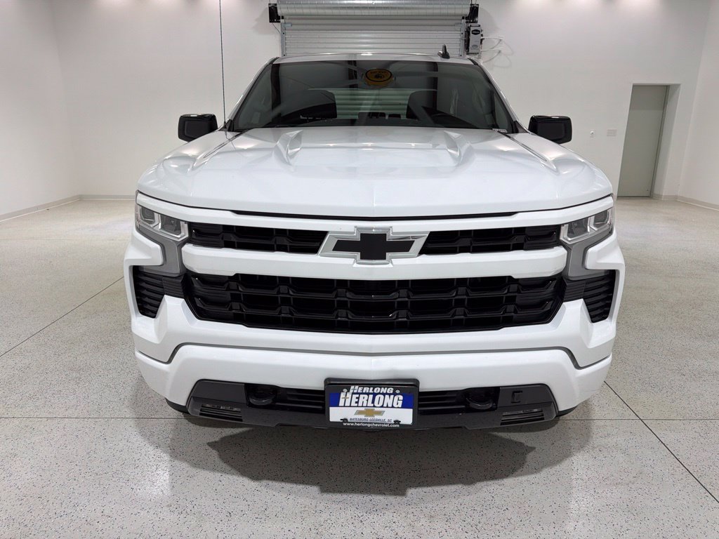 Used 2024 Chevrolet Silverado 1500 RST AWD/4WD image 8