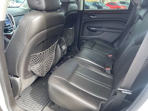 Used 2013 Cadillac SRX Luxury image 6