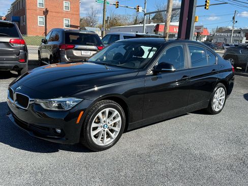 Used 2018 BMW 320i xDrive Sedan w/ Convenience Package image 15