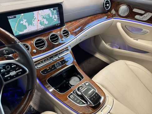 Certified 2019 Mercedes-Benz E 300 image 28