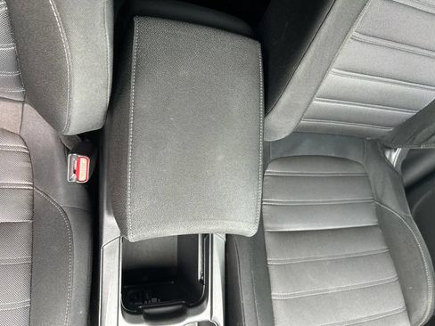 Used 2018 Honda CR-V LX image 31