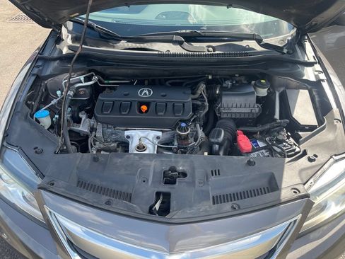 Used 2013 Acura ILX w/ Technology Package FWD image 10