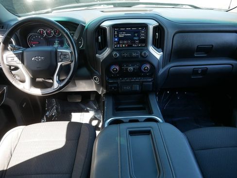 Used 2022 Chevrolet Silverado 1500 LT Trail Boss w/ Convenience Package II AWD/4WD image 17