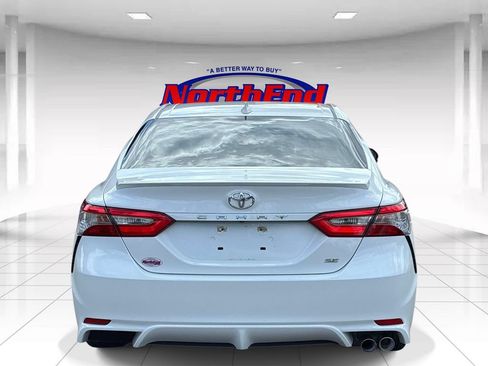 Used 2018 Toyota Camry SE w/ Audio Package FWD image 6