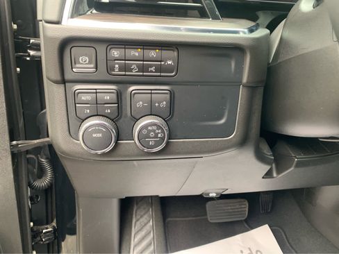 Used 2025 Chevrolet Tahoe Z71 image 14