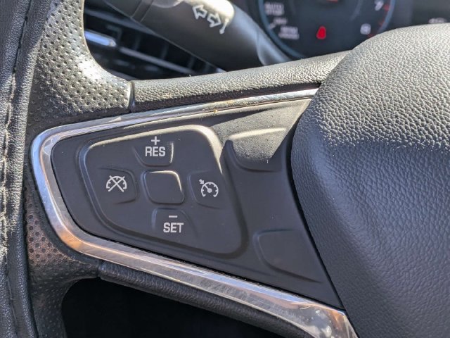 Used 2021 Chevrolet Malibu LT FWD image 23
