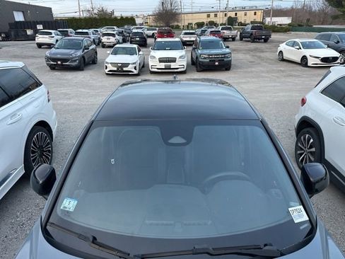 Used 2023 Volvo C40 P8 Recharge Plus w/ Climate Package image 8