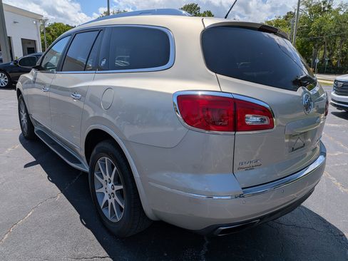 Used 2013 Buick Enclave Leather FWD image 6