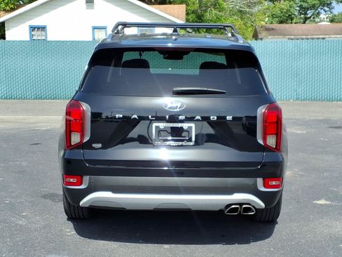 Used 2022 Hyundai Palisade SEL w/ Premium Package FWD image 4