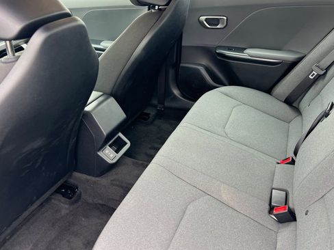 Used 2025 Kia K4 LX image 9