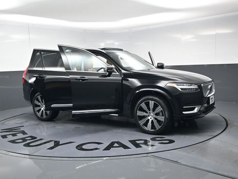 Used 2024 Volvo XC90 T8 Ultimate w/ Protection Package Premier image 23