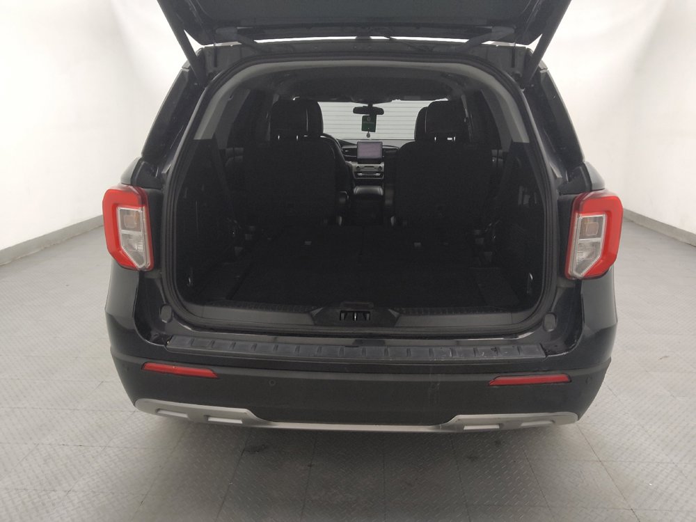 Used 2023 Ford Explorer XLT w/ Equipment Group 202A RWD image 29
