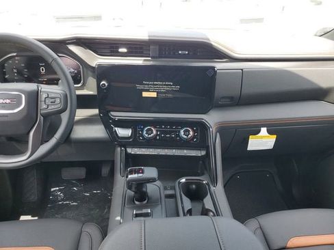 New 2026 GMC Sierra 1500 AT4 w/ AT4 Premium Package AWD/4WD image 15