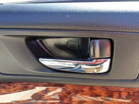 Used 2012 Subaru Outback 2.5i Limited w/ Moonroof Pkg image 37