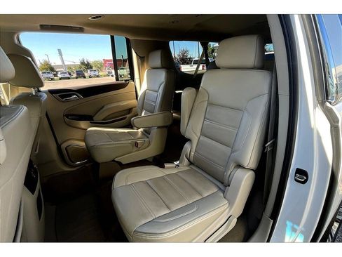 Used 2019 GMC Yukon XL Denali w/ Denali Ultimate Package image 29