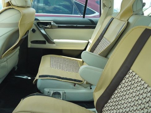 Used 2023 Lexus GX 460 Luxury w/ Sport Design Package AWD/4WD image 11