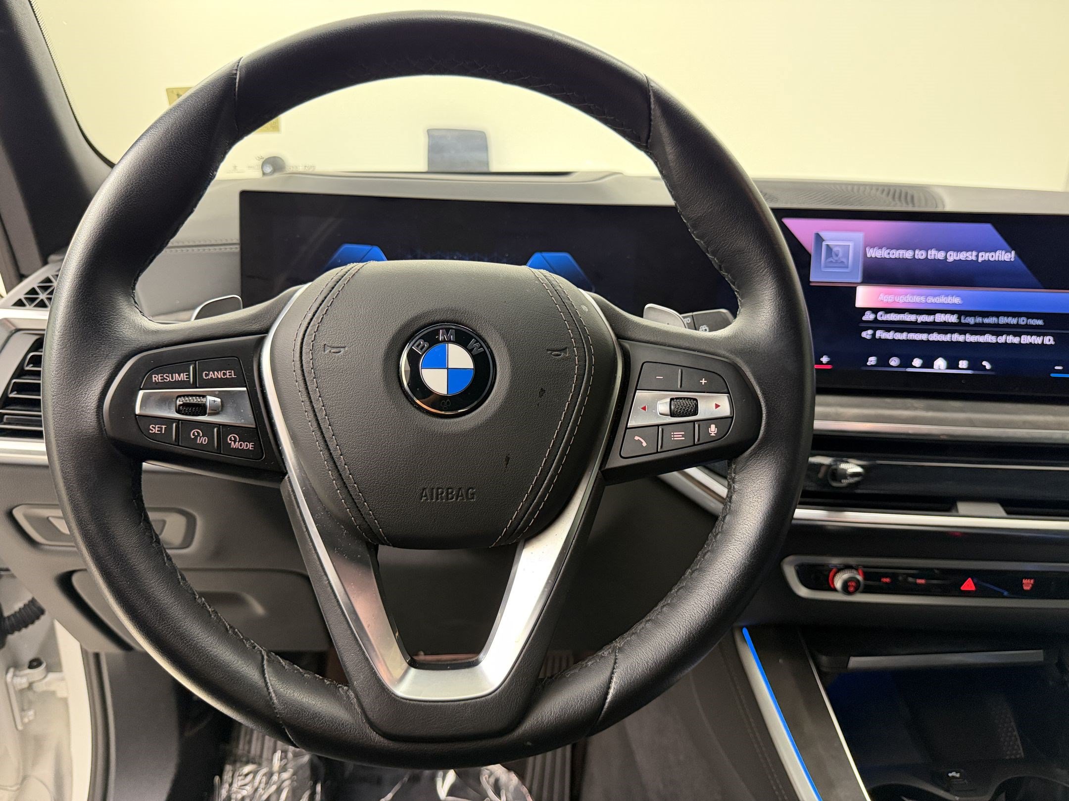 Used 2026 BMW X5 sDrive40i w/ Premium Package RWD image 11