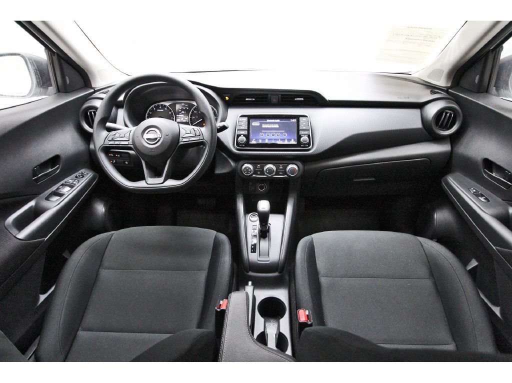 Used 2025 Nissan Kicks Play S FWD image 6