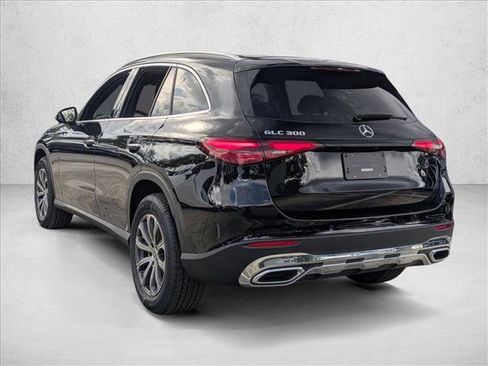 Used 2026 Mercedes-Benz GLC 300 image 8
