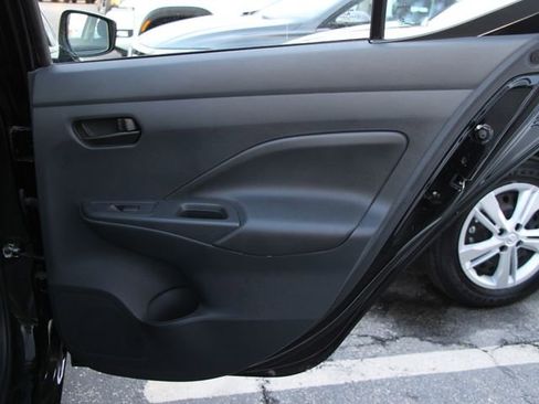 Used 2025 Nissan Versa S w/ S Plus Package image 28