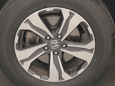 Used 2018 Honda CR-V LX image 31