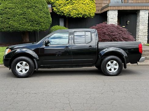 Used 2012 Nissan Frontier SV w/ SV Premium Utility Pkg AWD/4WD image 2
