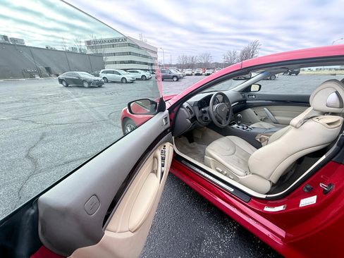 Used 2011 INFINITI G37 Sport w/ Premium Pkg image 9