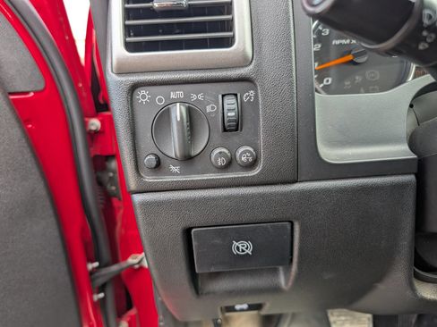 Used 2009 Chevrolet Colorado LT AWD/4WD image 18