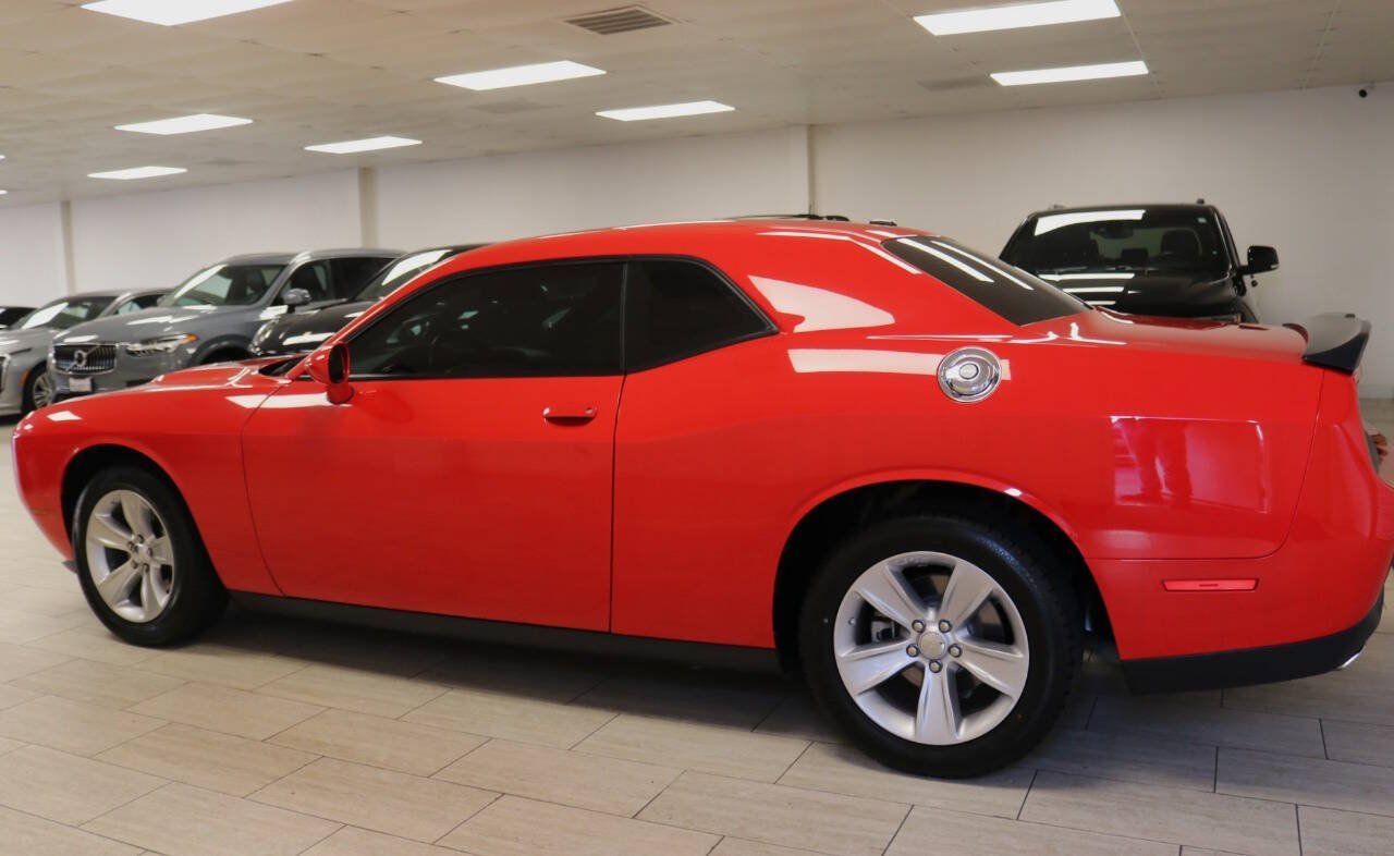 Used 2023 Dodge Challenger SXT RWD image 12